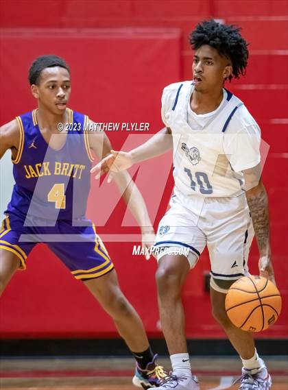Thumbnail 2 in Purnell Swett vs. Jack Britt (United 8 Conference Tournament First Round) photogallery.