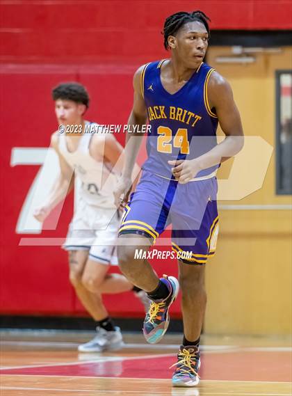 Thumbnail 3 in Purnell Swett vs. Jack Britt (United 8 Conference Tournament First Round) photogallery.