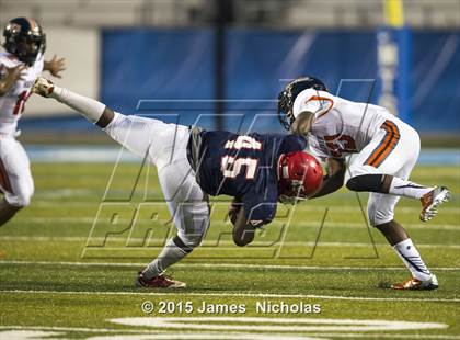 Thumbnail 1 in Oakland vs. Hoover photogallery.