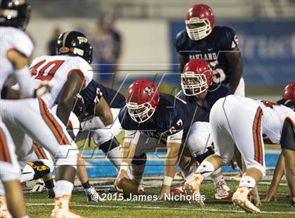 Thumbnail 3 in Oakland vs. Hoover photogallery.