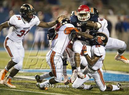 Thumbnail 3 in Oakland vs. Hoover photogallery.