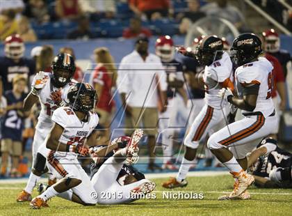 Thumbnail 2 in Oakland vs. Hoover photogallery.