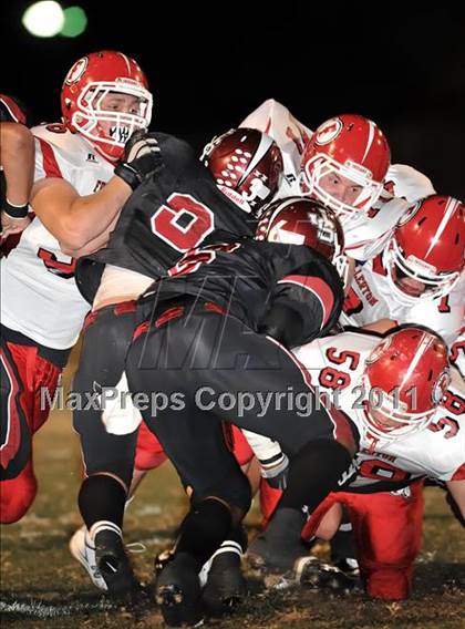 Thumbnail 1 in Fullerton vs. JSerra Catholic photogallery.