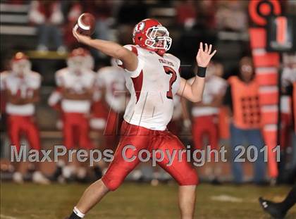 Thumbnail 3 in Fullerton vs. JSerra Catholic photogallery.