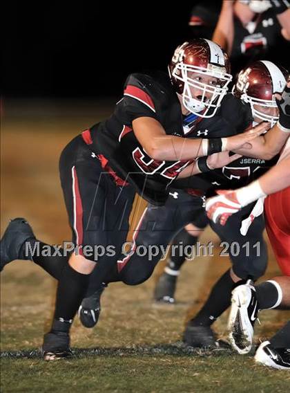 Thumbnail 2 in Fullerton vs. JSerra Catholic photogallery.