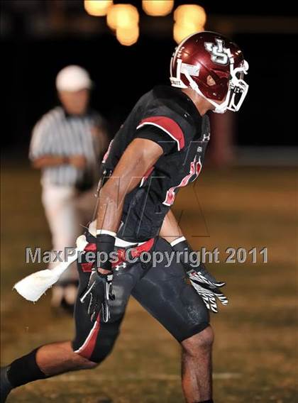 Thumbnail 1 in Fullerton vs. JSerra Catholic photogallery.