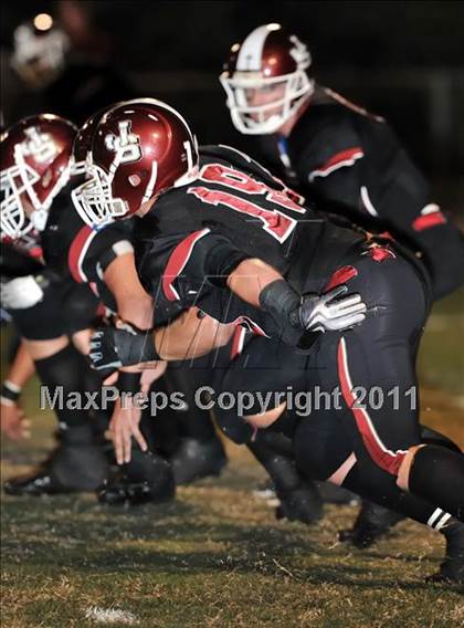 Thumbnail 1 in Fullerton vs. JSerra Catholic photogallery.