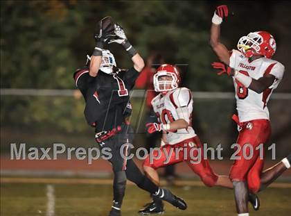 Thumbnail 1 in Fullerton vs. JSerra Catholic photogallery.