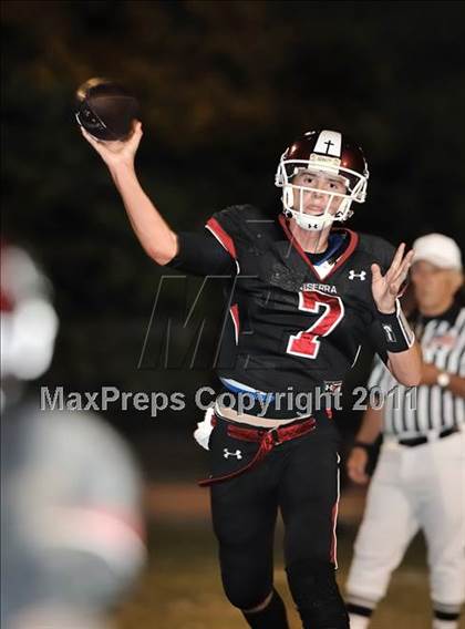 Thumbnail 3 in Fullerton vs. JSerra Catholic photogallery.