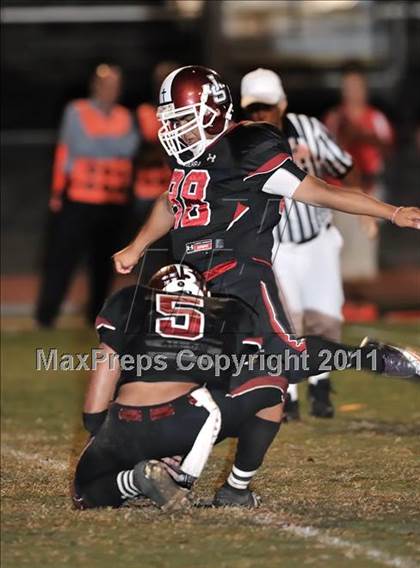 Thumbnail 2 in Fullerton vs. JSerra Catholic photogallery.