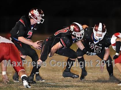 Thumbnail 2 in Fullerton vs. JSerra Catholic photogallery.