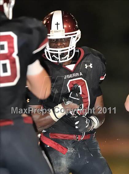 Thumbnail 1 in Fullerton vs. JSerra Catholic photogallery.