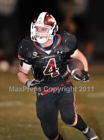 Thumbnail 3 in Fullerton vs. JSerra Catholic photogallery.