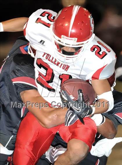 Thumbnail 1 in Fullerton vs. JSerra Catholic photogallery.