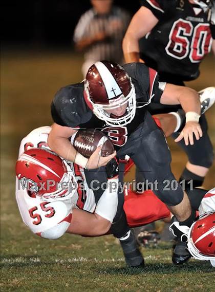 Thumbnail 3 in Fullerton vs. JSerra Catholic photogallery.