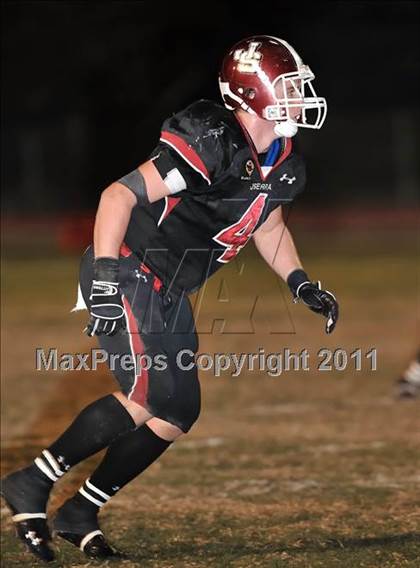 Thumbnail 2 in Fullerton vs. JSerra Catholic photogallery.
