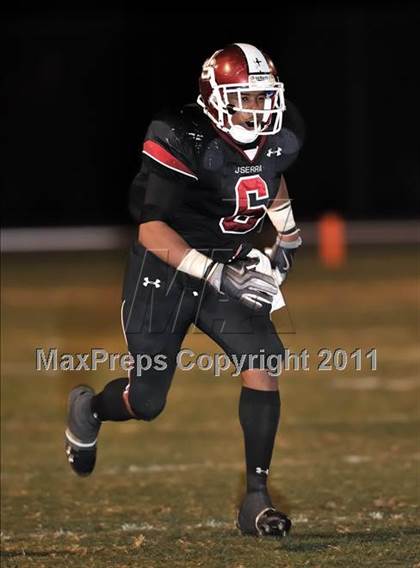Thumbnail 3 in Fullerton vs. JSerra Catholic photogallery.