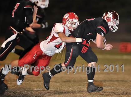 Thumbnail 3 in Fullerton vs. JSerra Catholic photogallery.