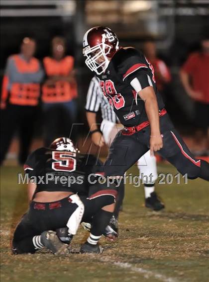 Thumbnail 1 in Fullerton vs. JSerra Catholic photogallery.