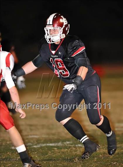 Thumbnail 3 in Fullerton vs. JSerra Catholic photogallery.