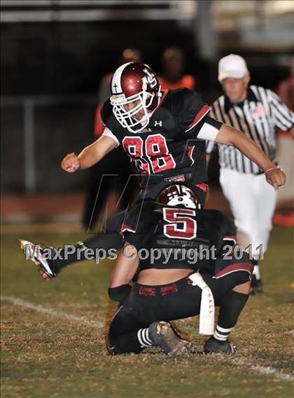 Thumbnail 3 in Fullerton vs. JSerra Catholic photogallery.