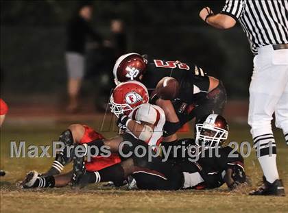 Thumbnail 1 in Fullerton vs. JSerra Catholic photogallery.