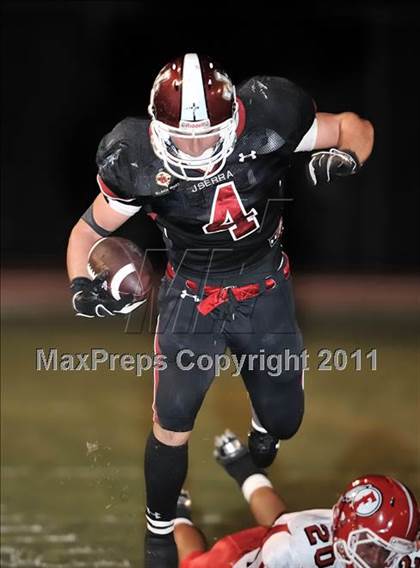 Thumbnail 1 in Fullerton vs. JSerra Catholic photogallery.