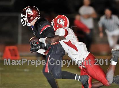 Thumbnail 1 in Fullerton vs. JSerra Catholic photogallery.