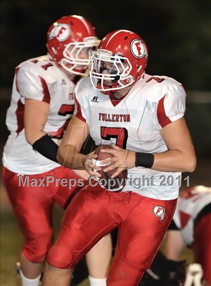 Thumbnail 3 in Fullerton vs. JSerra Catholic photogallery.
