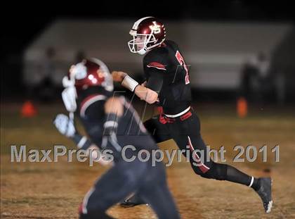 Thumbnail 3 in Fullerton vs. JSerra Catholic photogallery.