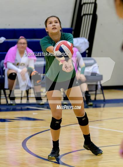 Thumbnail 3 in Warren @ Holmes photogallery.