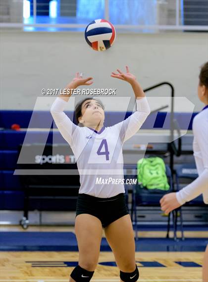 Thumbnail 2 in Warren @ Holmes photogallery.