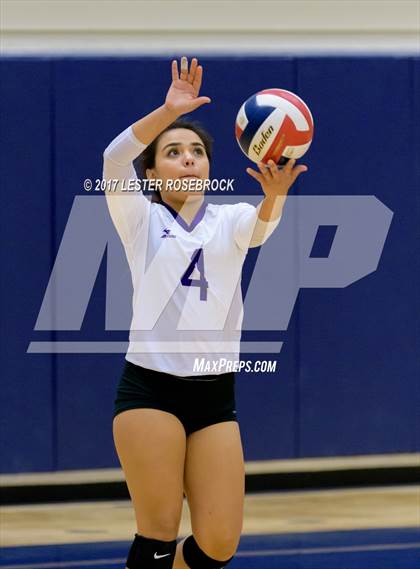 Thumbnail 3 in Warren @ Holmes photogallery.