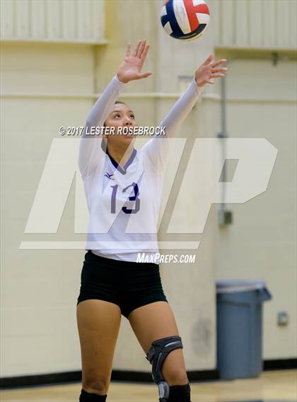 Thumbnail 2 in Warren @ Holmes photogallery.