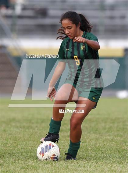 Thumbnail 3 in Manor @ Great Bridge (VHSL 4A Quarterfinal) photogallery.