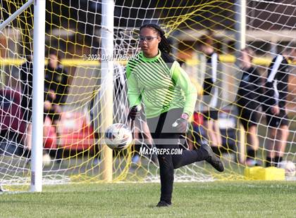 Thumbnail 1 in Manor @ Great Bridge (VHSL 4A Quarterfinal) photogallery.