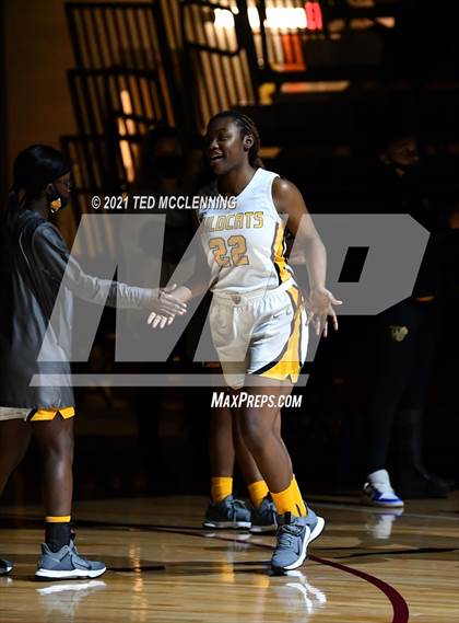 Thumbnail 1 in Watson Chapel vs. Robinson (AAA 4A State Round One) photogallery.