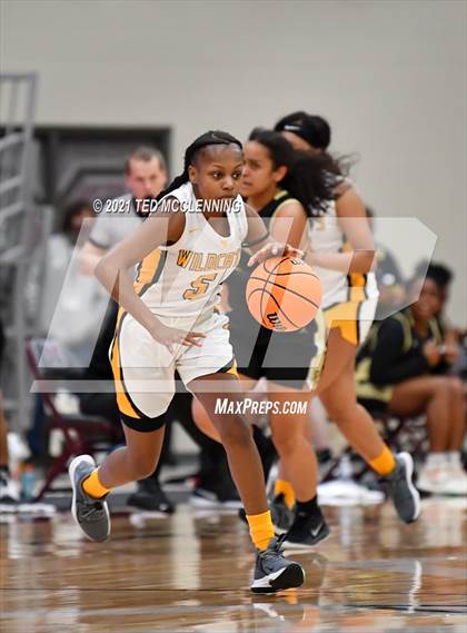 Thumbnail 1 in Watson Chapel vs. Robinson (AAA 4A State Round One) photogallery.