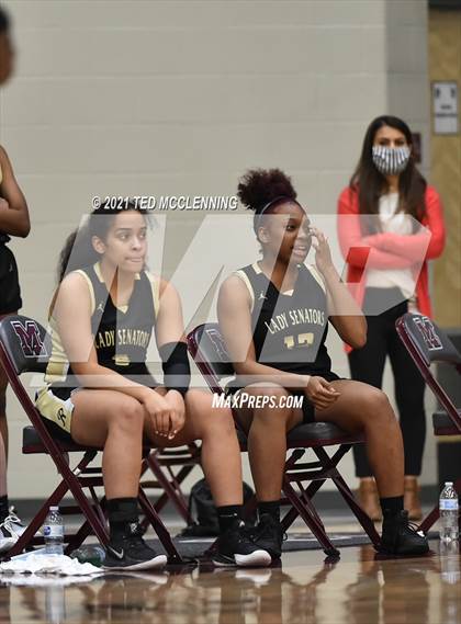 Thumbnail 2 in Watson Chapel vs. Robinson (AAA 4A State Round One) photogallery.