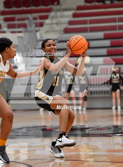 Thumbnail 2 in Watson Chapel vs. Robinson (AAA 4A State Round One) photogallery.