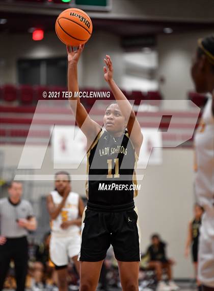 Thumbnail 1 in Watson Chapel vs. Robinson (AAA 4A State Round One) photogallery.