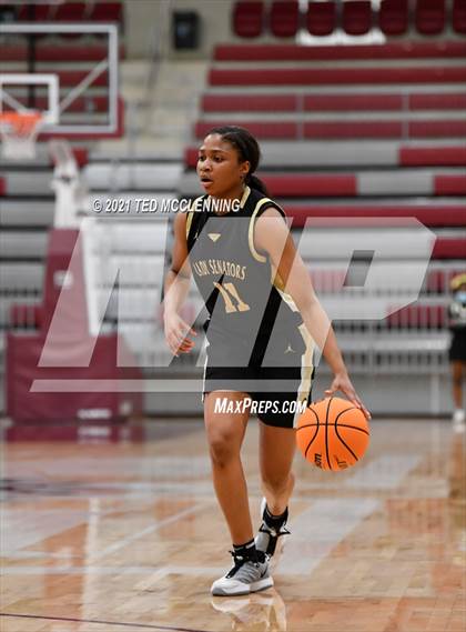 Thumbnail 3 in Watson Chapel vs. Robinson (AAA 4A State Round One) photogallery.