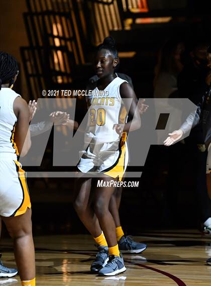 Thumbnail 3 in Watson Chapel vs. Robinson (AAA 4A State Round One) photogallery.