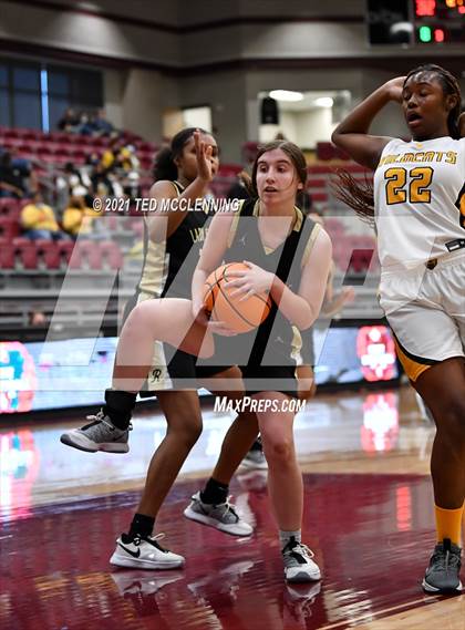 Thumbnail 1 in Watson Chapel vs. Robinson (AAA 4A State Round One) photogallery.