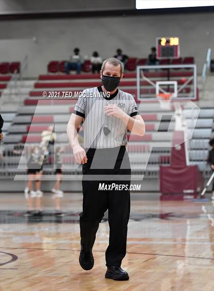 Thumbnail 2 in Watson Chapel vs. Robinson (AAA 4A State Round One) photogallery.