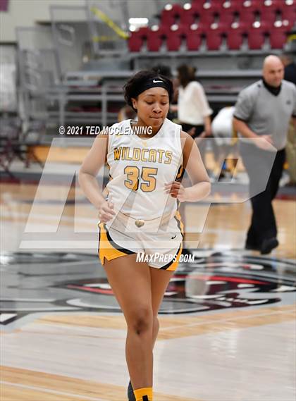 Thumbnail 2 in Watson Chapel vs. Robinson (AAA 4A State Round One) photogallery.