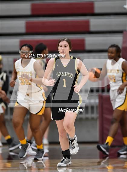 Thumbnail 2 in Watson Chapel vs. Robinson (AAA 4A State Round One) photogallery.