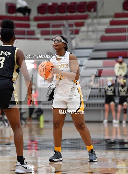 Thumbnail 1 in Watson Chapel vs. Robinson (AAA 4A State Round One) photogallery.