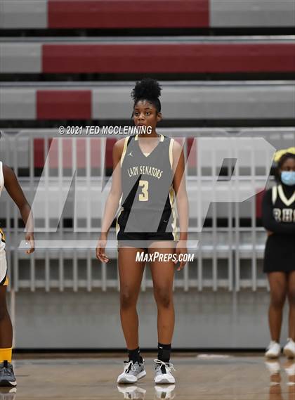 Thumbnail 3 in Watson Chapel vs. Robinson (AAA 4A State Round One) photogallery.