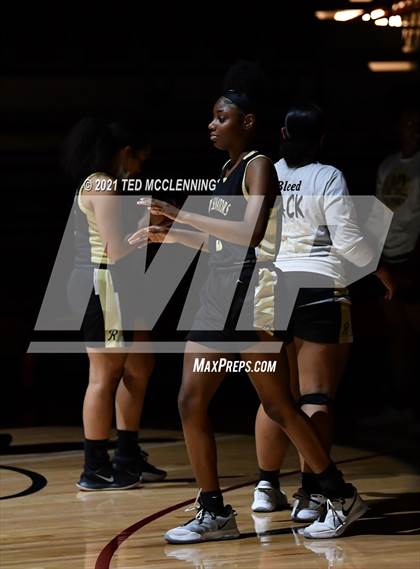 Thumbnail 2 in Watson Chapel vs. Robinson (AAA 4A State Round One) photogallery.